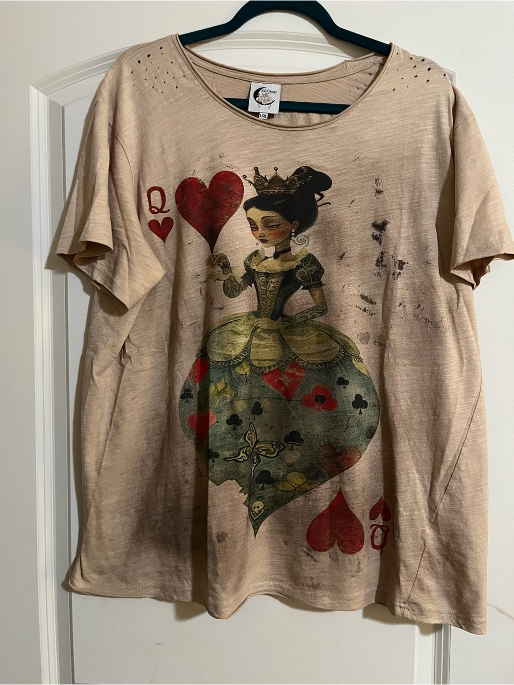 Jaded Gypsy Queen of Hearts Tee LG/XL Vintage Style with distressing - Picture 3 of 6